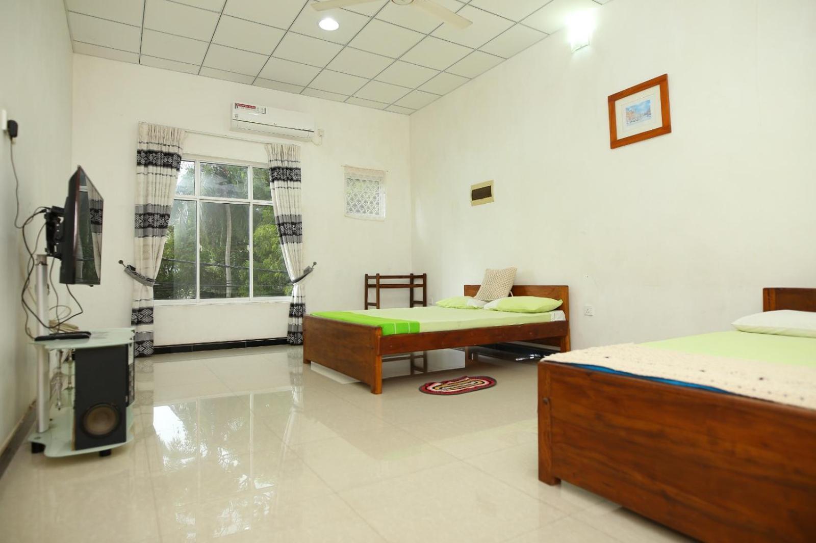Sujee'S Guest House With Two Bed Rooms Anuradhapura Exterior photo