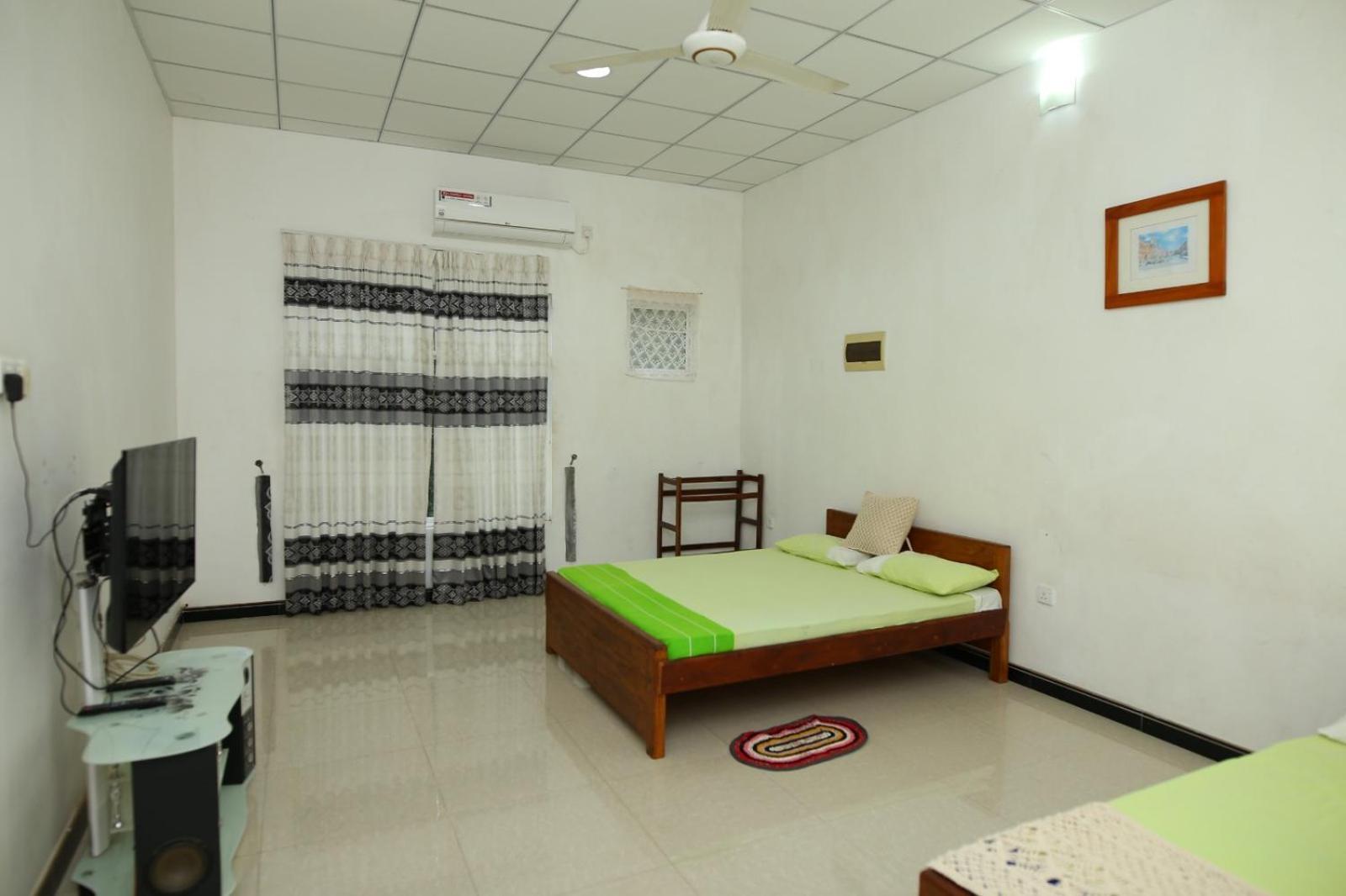 Sujee'S Guest House With Two Bed Rooms Anuradhapura Exterior photo